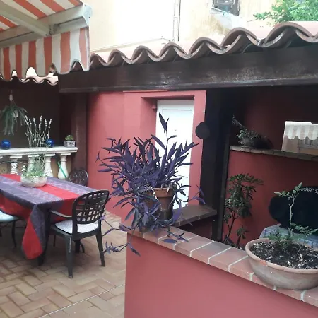 Les Violettes Menton