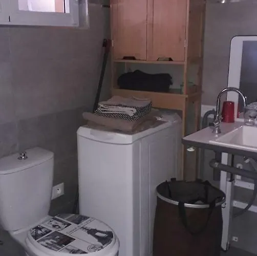 Les Violettes Μεντόν